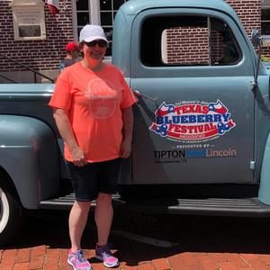 Meet your Posher, Wendi